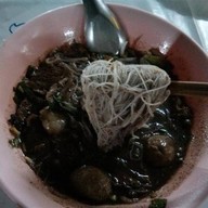 ก๋วยเตี๋ยวลุงศักดิ์
