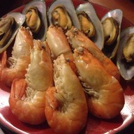 Youzen Windsor Suites Hotel