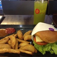 R Burger/Top Ten Cusine สนามบินสุวรรณภูมิ