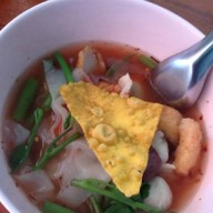 เย็นตาโฟ ฟ้าผ่า สิงห์บุรี