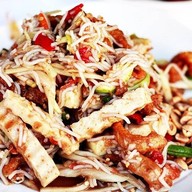 ส้มตำเจ๊จุก ตำแหลก