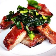 ส้มตำเจ๊จุก ตำแหลก