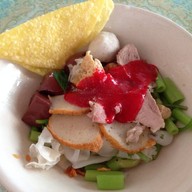 ก๋วยเตี๋ยวต้มยำ เจ๊แอ๊ด