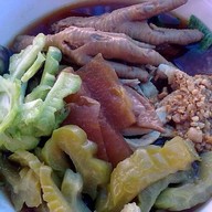 ก๋วยเตี๋ยวไก่มะระ