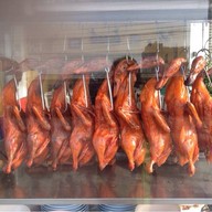 ราชาเป็ดย่าง ท่าข้าม