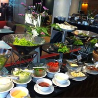 LIQUID BAR & CAFE @ Siri Sathorn Hotel