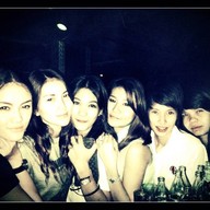 โอเอซิสแดนซ์ผับ
