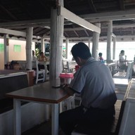 ก๋วยเตี๋ยวเรือบุฟเฟต์ ข้างร้านหยก