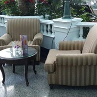Atrium Lounge