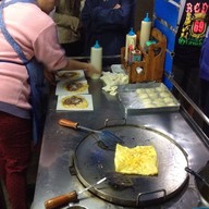 โรตีโบราณ ตลาดโต้รุ่งแม่จัน