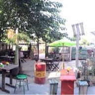 เป็นหนึ่ง คาเฟ่ สาขา 2