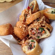 จิ๊กโก๋ยัดไส้