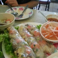 แหนมเนือง