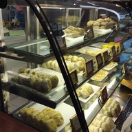 April's Bakery แฟชั่นไอส์แลนด์