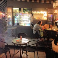 Whisky cake Asiatique The River Front : Harbour Market