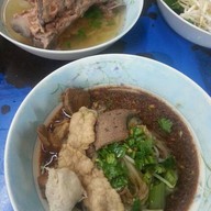 ลูกชิ้นโกฮับหมูตุ๋น เมืองทอง 1