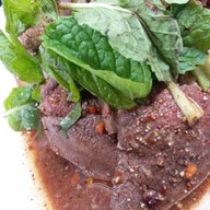 ลาบชำนาญ
