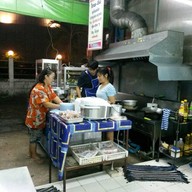 อาหารตามสั่ง ไทย-จีน รัชดาภิเษก 13