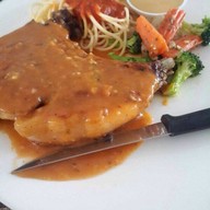 ปอมปอม