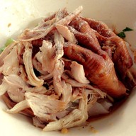 ก๋วยเตี๋ยวไก่มะระ