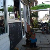 Baanboon Cafe