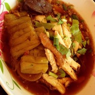 ก๋วยเตี๋ยวไก่มะระ บ้านสุนันทา