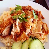 ก๋วยเตี๋ยวไก่มะระ บ้านสุนันทา