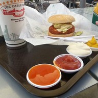 The Cable Grill Premium Outlet ชะอำ
