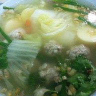 จ๊อตจักรภัทร์