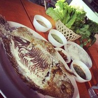 ปลาเผาเป๋าตุง