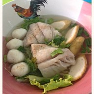 เจ๊ใหญ่ ก๋วยเตี๋ยวปลา ลูกชิ้นปลาอินทรีย์แท้100%