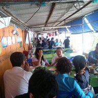 เปี๊ยกส้มตำไก่ย่างหนังกรอบ