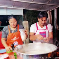 โจ๊กหมู ทะเล นายอี๊ด