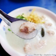 โจ๊กหมู ทะเล นายอี๊ด