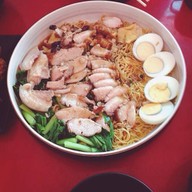 บะหมี่ซูโม่