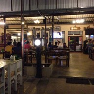 ร้านอาหารชานชลา