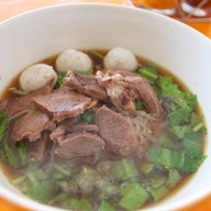 ก๋วยเตี๋ยวเจ๊เมืองนนท์ ปากช่อง