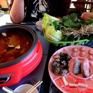 สุกี้ยูนนาน หมูกระทะ แม่สลอง