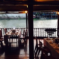 โรงแรมวรบุรีอโยธยา