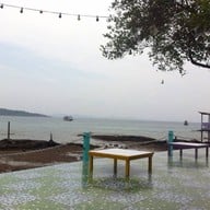 เกาะล้านอาหารทะเล