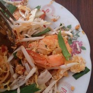 แป๋วผัดไทย