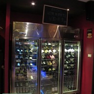 Le Bar Francais Wine Shop and Wine Bar