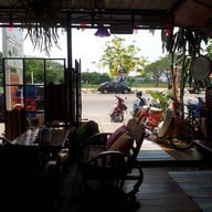ขนมจีนห้อยขา