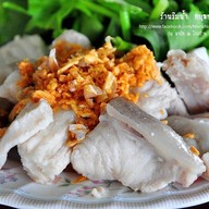 ภูชญา. อ่ิมอร่อย