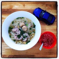 ร้านร่ำรวยก๋วยเตี๋ยว