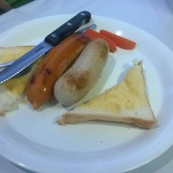 สเต็กลุงหนวด อุดมสุข