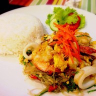 Chef Waan Cafe' & Steak