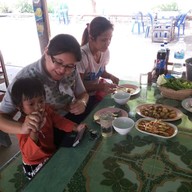 ร้านอาหารฉลองชัยปลาเผา