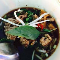 ก๋วยเตี๋ยวเรือรังสิต หมู่บ้านเมืองเอก
