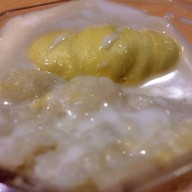 นุช ขนมหวาน